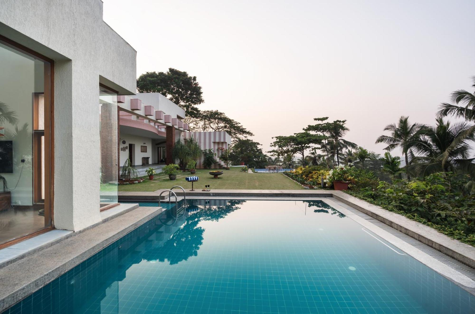 Saffronstays Pride Rock Mandve Luaran gambar